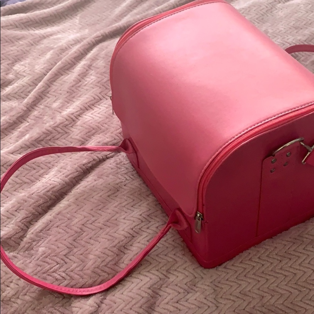 Makeup bag